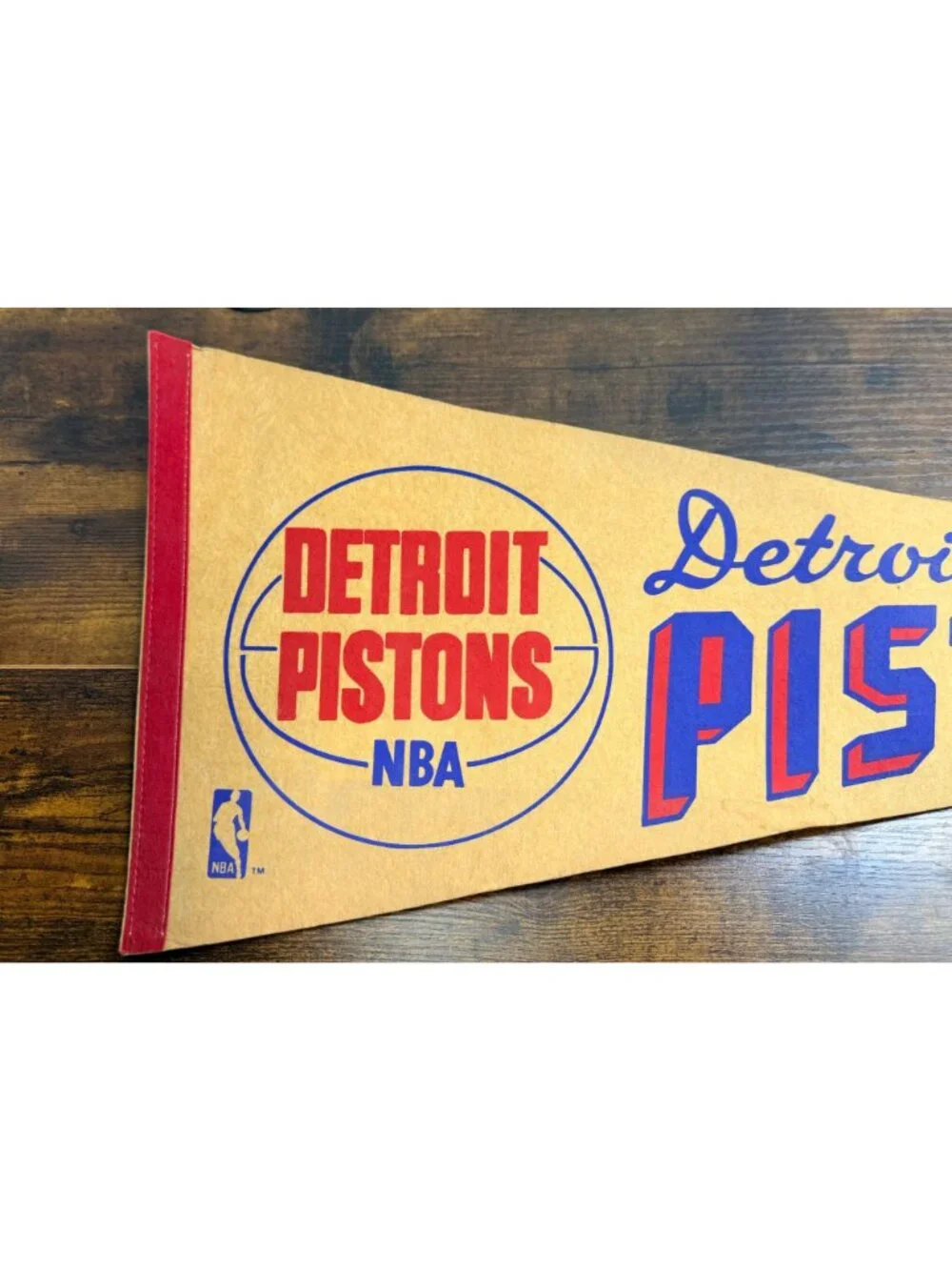 Vintage Detroit Pistons NBA Vintage Felt Pennant aged